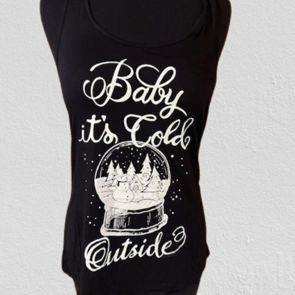 "Baby it's Cold Outside" Graphic Tank 4318 Medium NWT Boutique